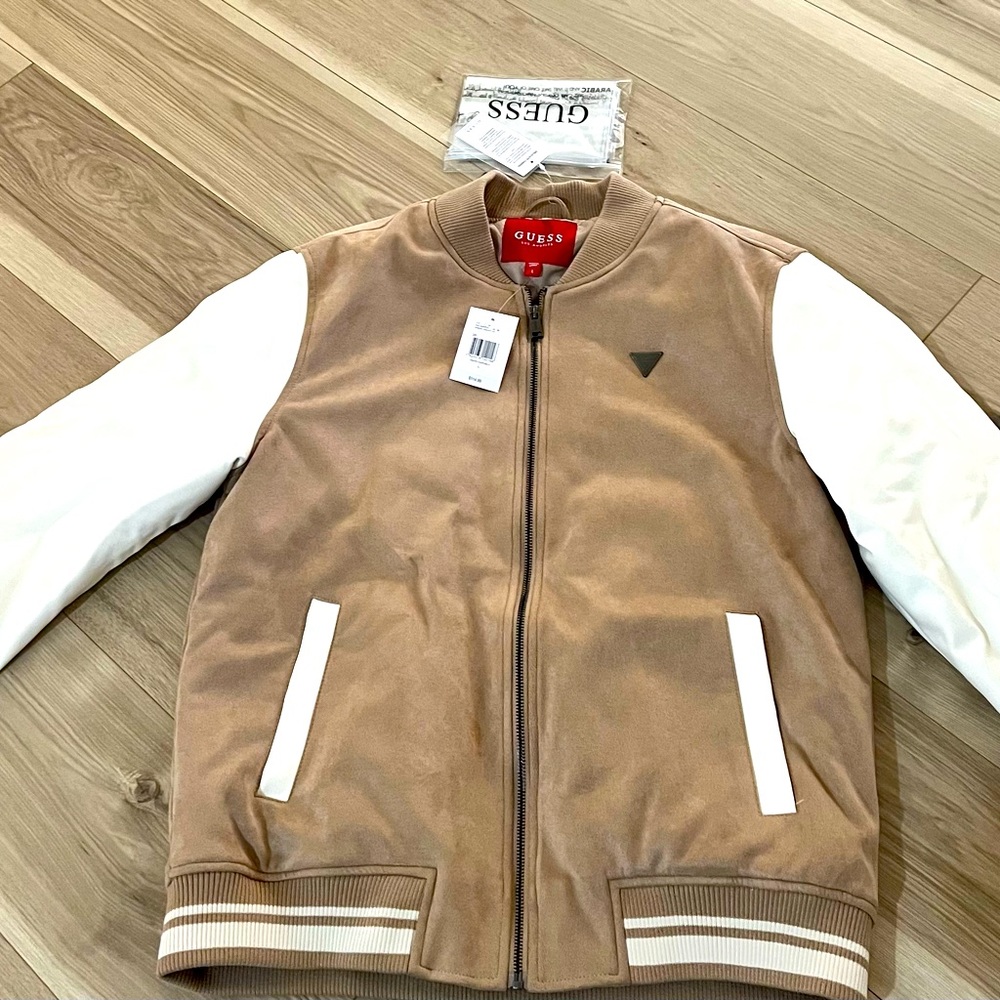 Men’s Guess jacket NWT and never worn
